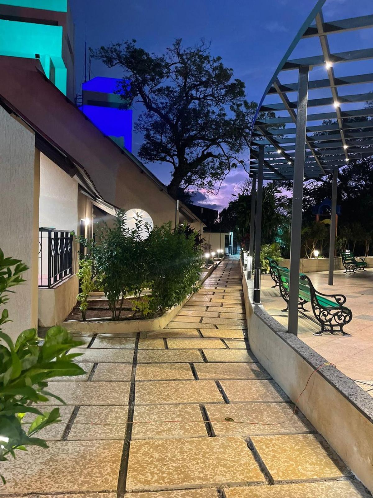 The Byke Shanti Villa - Mahableshwar 马哈巴莱斯赫瓦尔 外观 照片